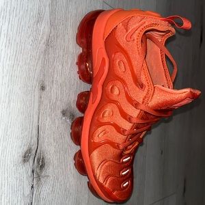 Womens Nike Air Vapor Max.